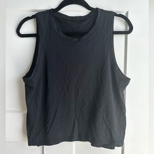 Lululemon crop tank size 8